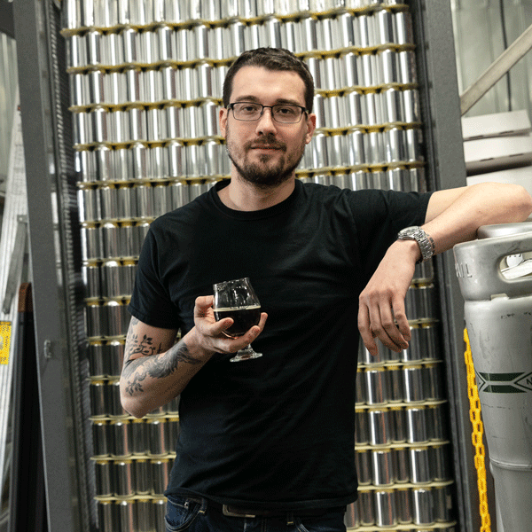 Our hands-on approach to education means learning through doing. A required internship rounds out the Brewing & Fermentation curriculum, allowing students to expand their knowledge base from raw material acquisition to packaging and dispense.